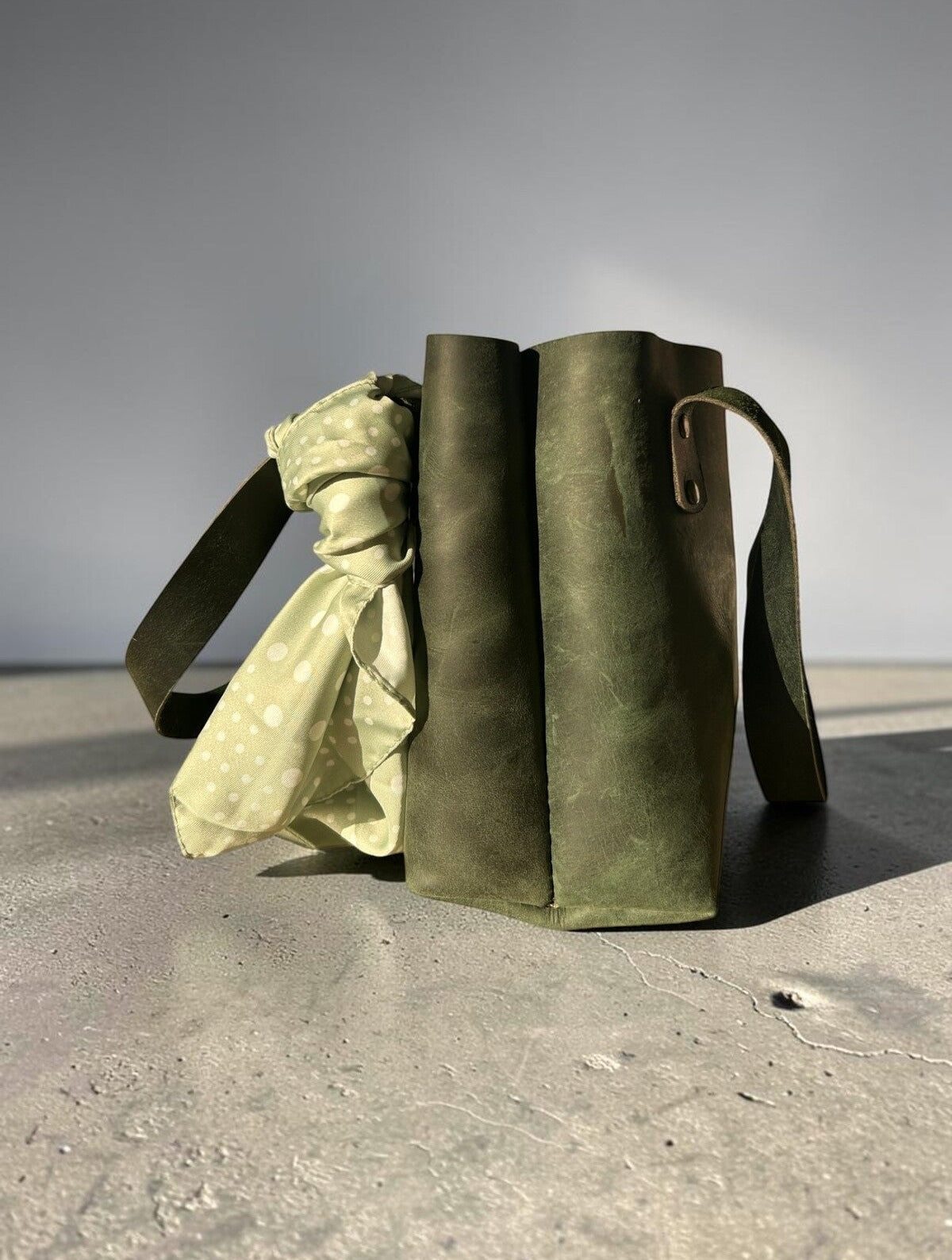 Handmade Crazy Horse Leather Tote Bag - Khaki